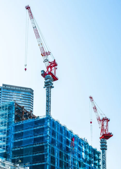 Construction with cranes in Tokyo